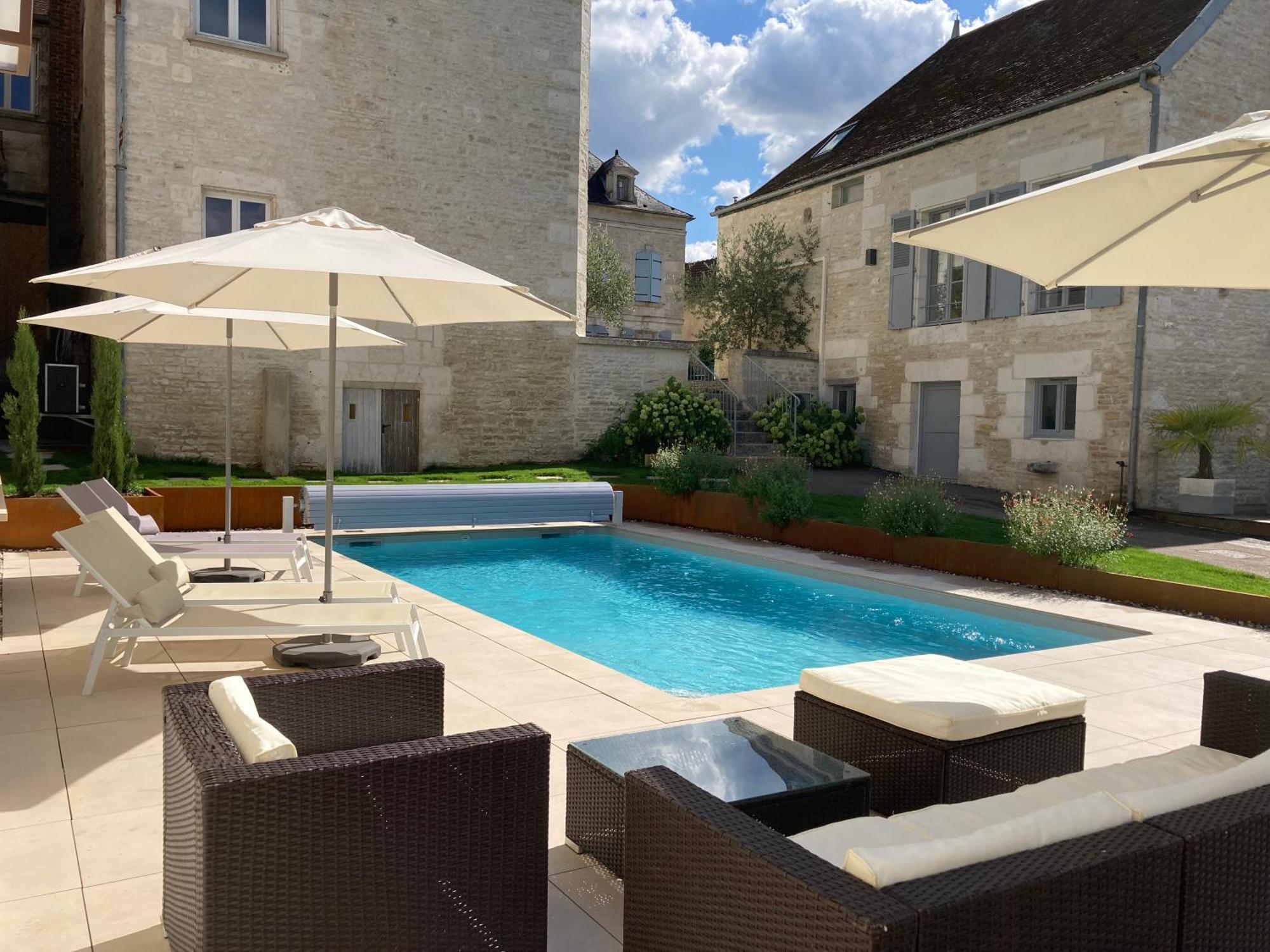 La Villa Lombardi En Champagne, Avec Piscine Privee Et Jacuzzi Les Riceys Bagian luar foto